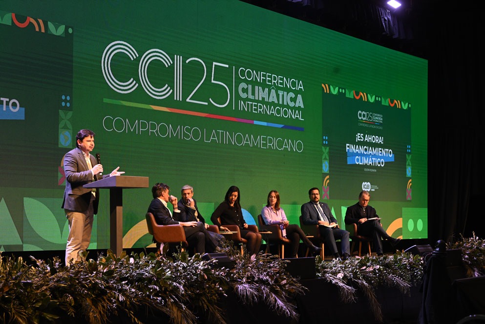 Especialistas coinciden en fortalecer la inversión para acelerar la transición climática
