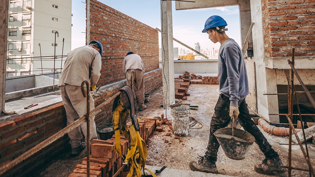 La venta de insumos para la construcción aumentó un 15,50% en junio
