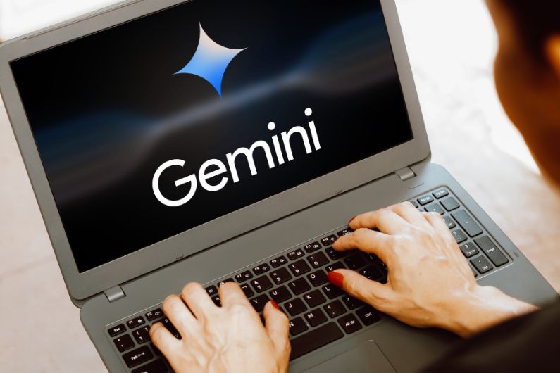 Cómo recuperar imágenes antiguas usando Gemini, la IA de Google