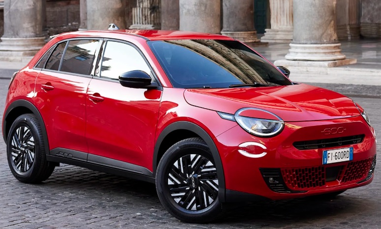 Vuelve el Fiat 600, ahora en formato SUV