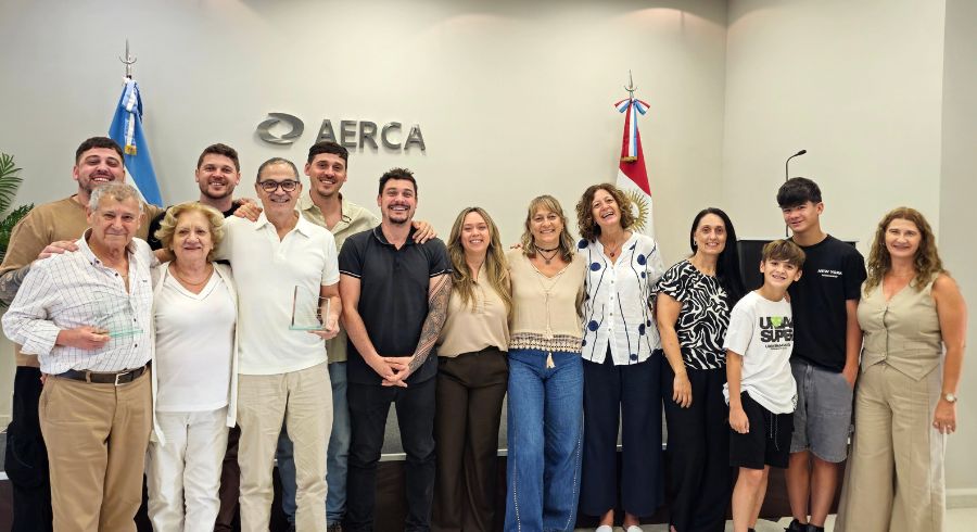 Aerca realizó desayunos de reconocimiento para dos empresas en sus aniversarios