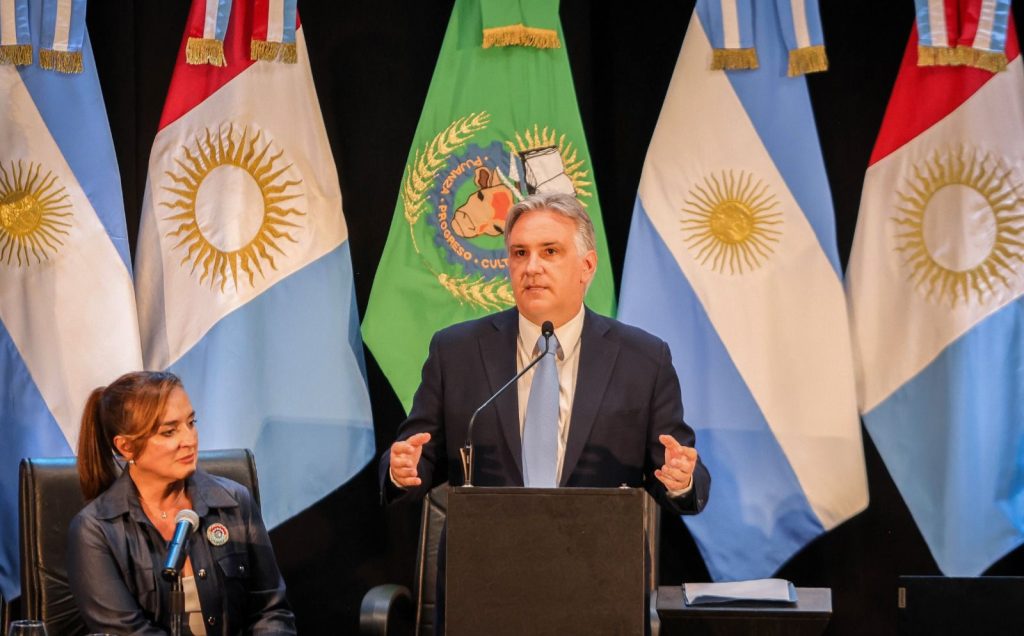 La baja de impuestos provinciales permitirá que $900 mil millones vuelvan a la economía cordobesa