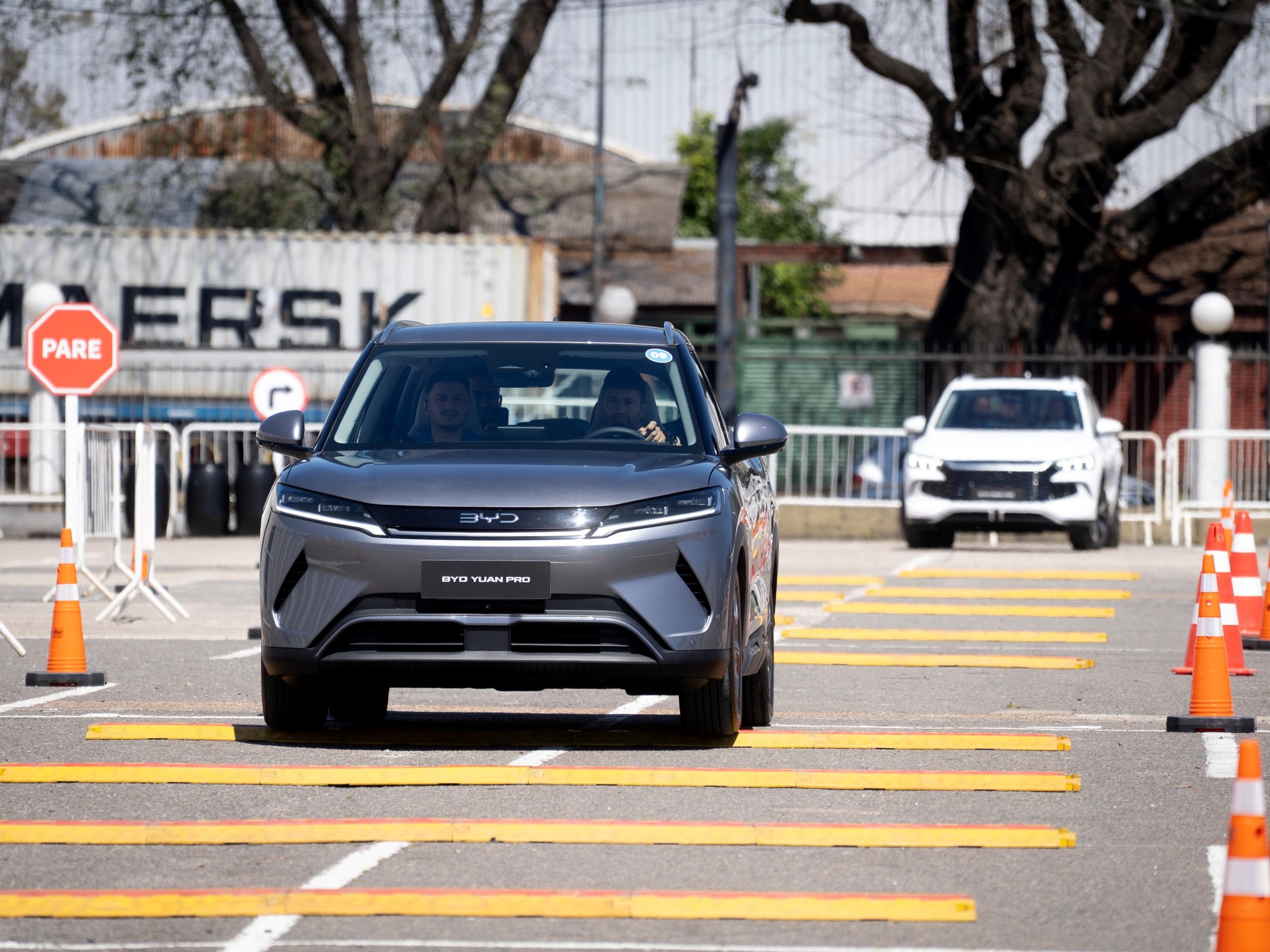 Autos importados triplicaron ventas y las marcas chinas dominan el ranking