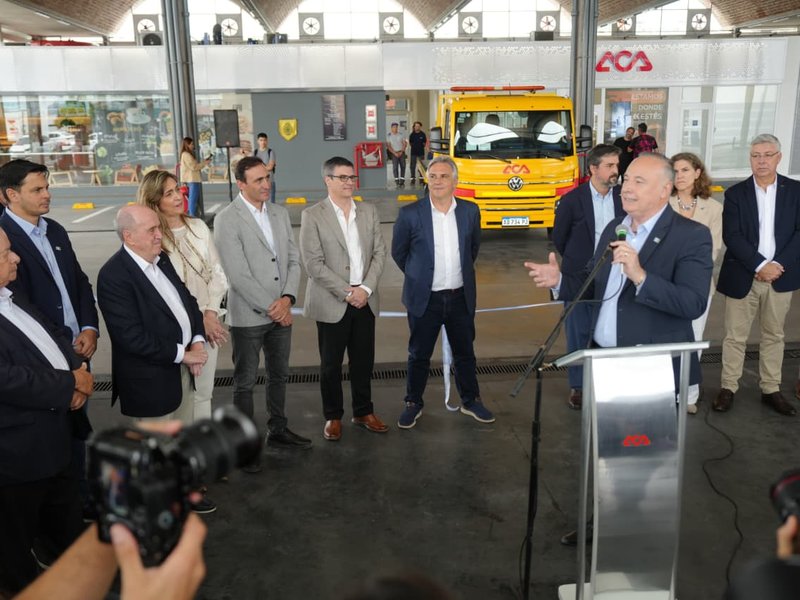 Se reinauguró el Automóvil Club Argentino