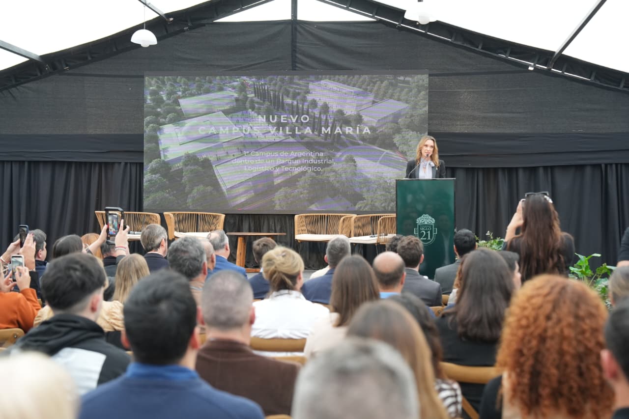 Avanza la construcción del nuevo campus de la Universidad Siglo 21 en el Parque Industrial