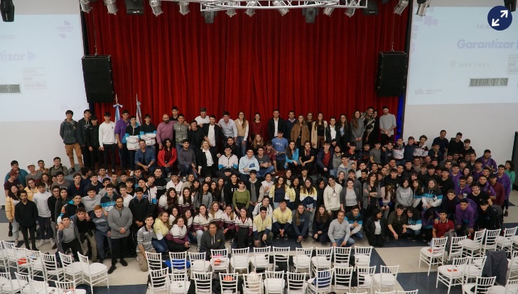La UIA lanzó un concurso federal para estudiantes de escuelas técnicas