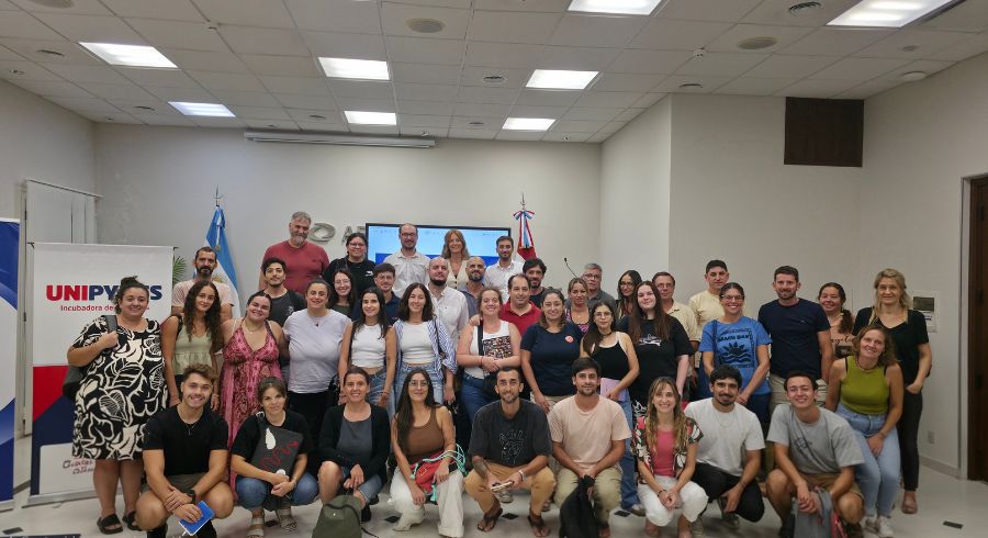 Incubadora: más de 65 emprendedores se reúnen en una jornada de networking