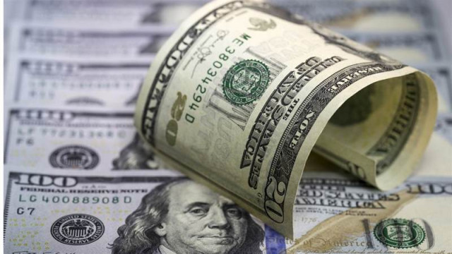 Consultora asegura que la fuga de ahorros equivale a un tercio de la inversión productiva