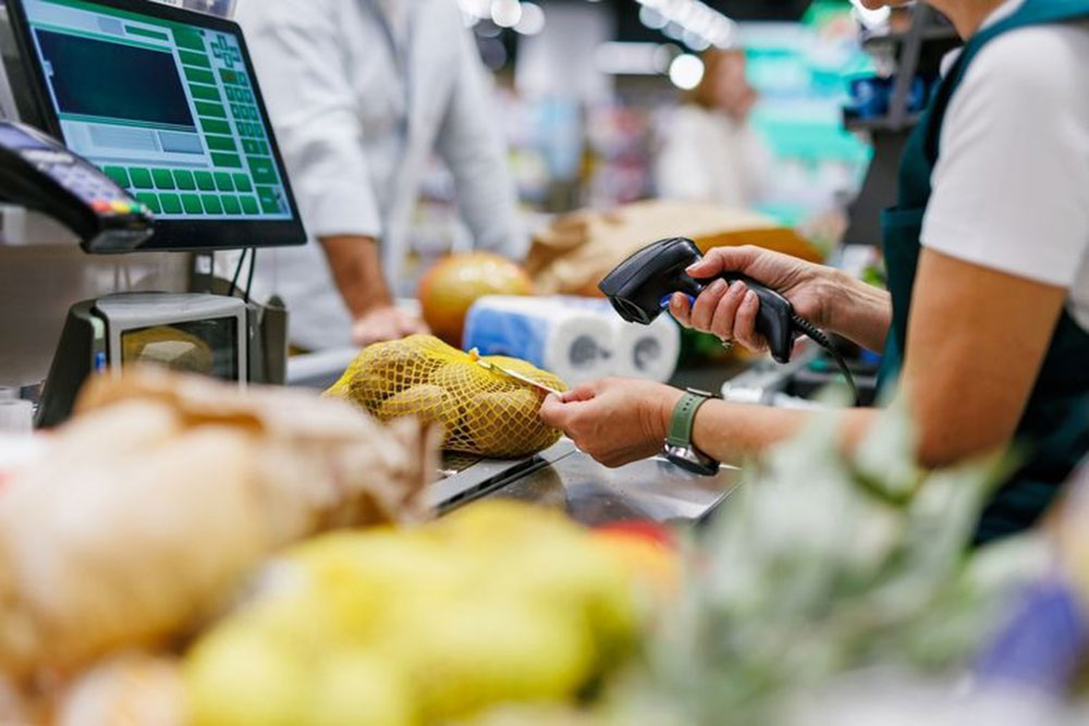Paritaria de comercio: aumento de 5,7% por tres meses más un bono de 50 mil pesos