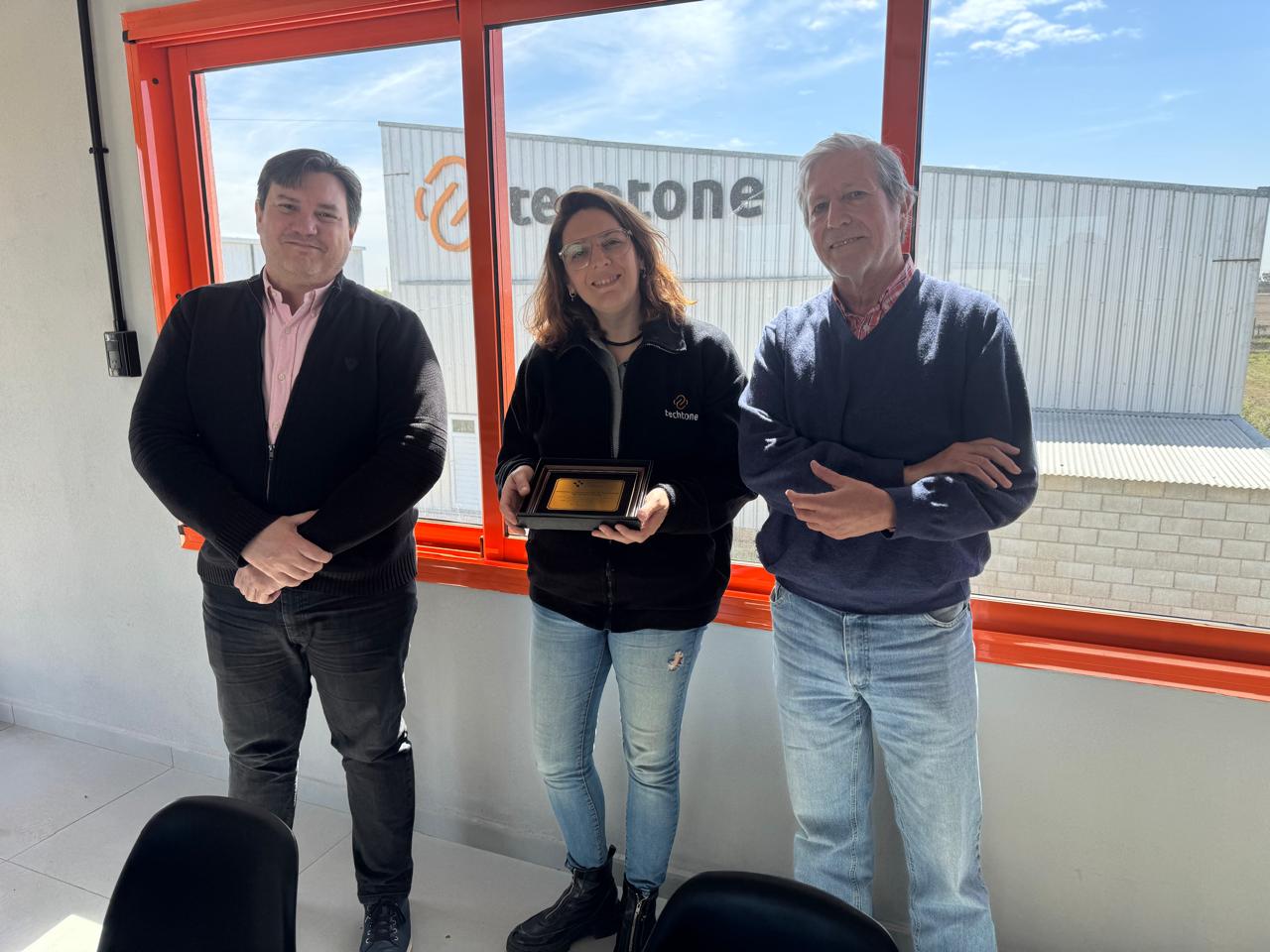 EL PILT reconoció la ampliación de la planta de Techtone
