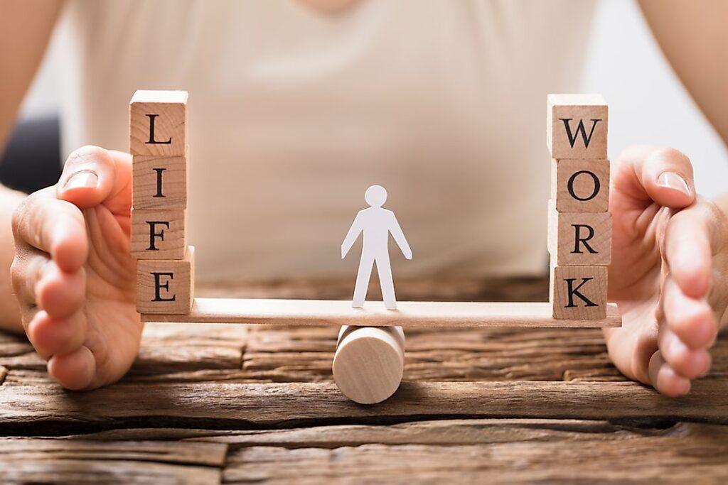 Equilibrio entre trabajo y vida personal, clave en la movilidad laboral