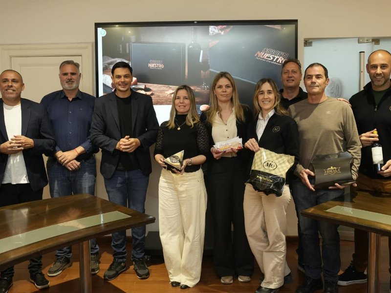 Un proyecto para ofrecer una caja de regalos empresarial con sello local