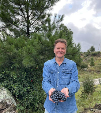 Tim Atkin elogió los vinos que producen en Las Cañitas