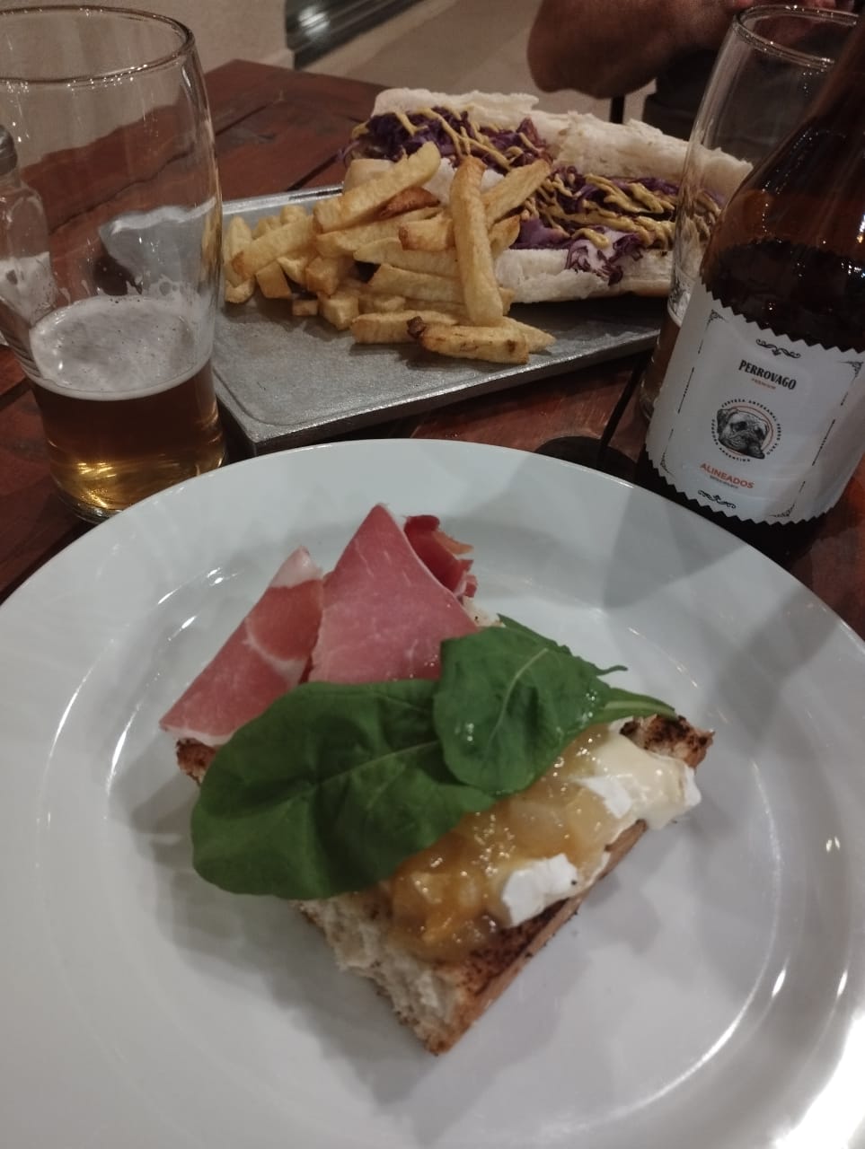 Tiempos de espacios cerveceros: El patio de María