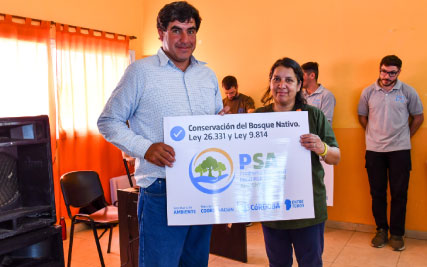 Ambiente entrega fondos a propietarios de tierra con bosque nativo