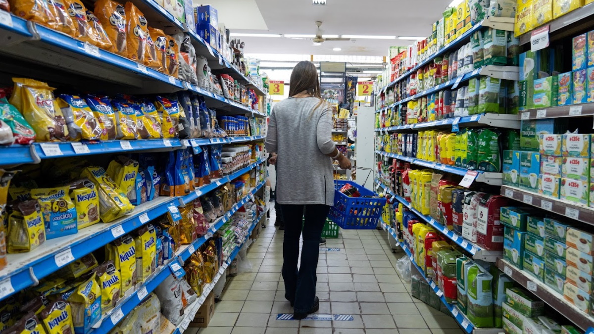Cayó fuerte en Córdoba el consumo de alimentos y bebidas: casi un 10% en noviembre
