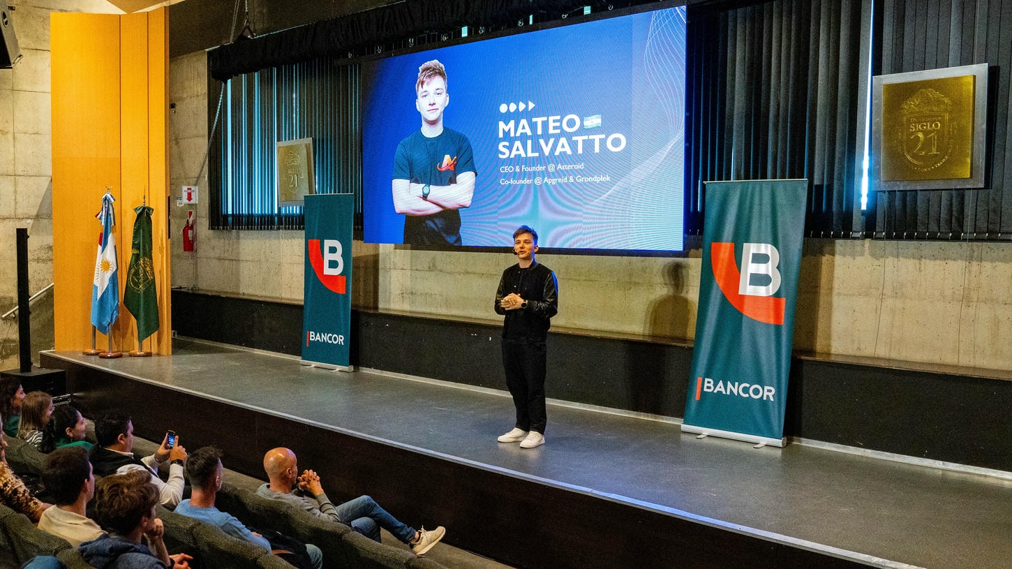 Bancor culminó el ciclo 2025 de Jornadas de Negocios con la charla de Mateo Salvatto
