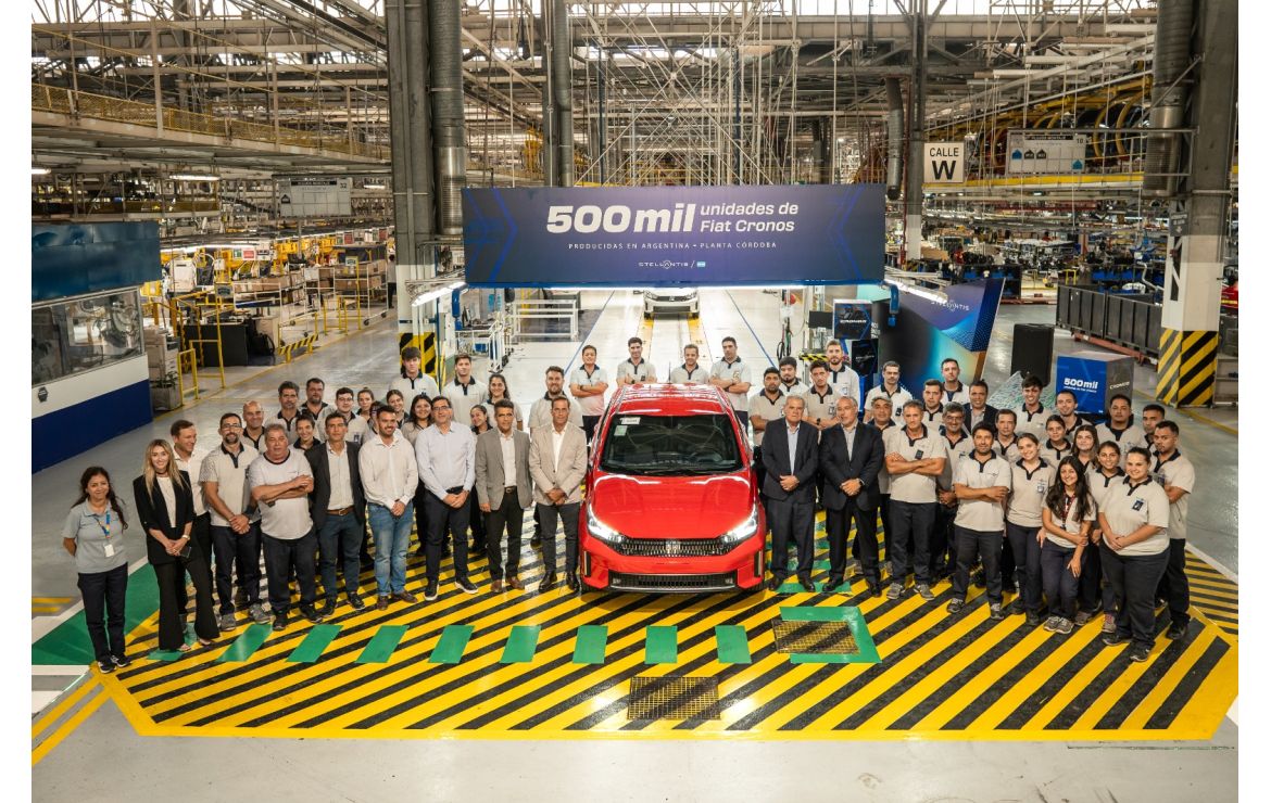 Stellantis celebra la producción de 500 mil Fiat Cronos