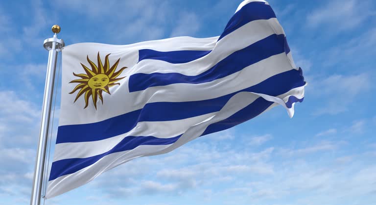 Una consultora asegura que “Uruguay muestra que el problema no es la alta presión tributaria”