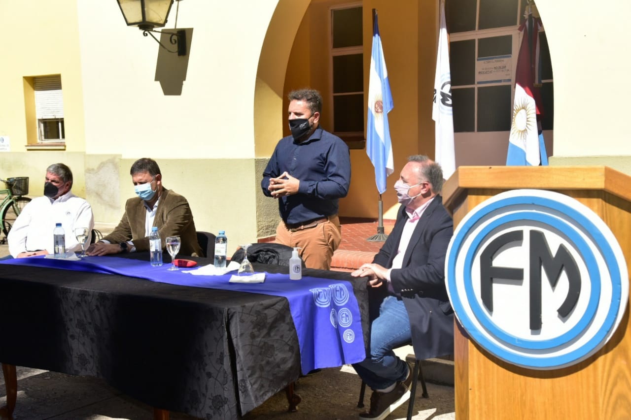 El presidente de Fabricaciones Militares llegó a supervisar inversiones