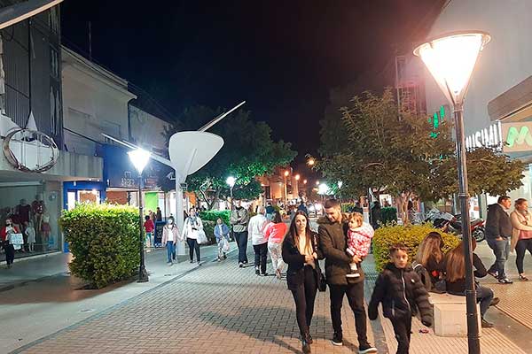 Se desplomó la venta minorista: cayó un 28,5% anual en enero
