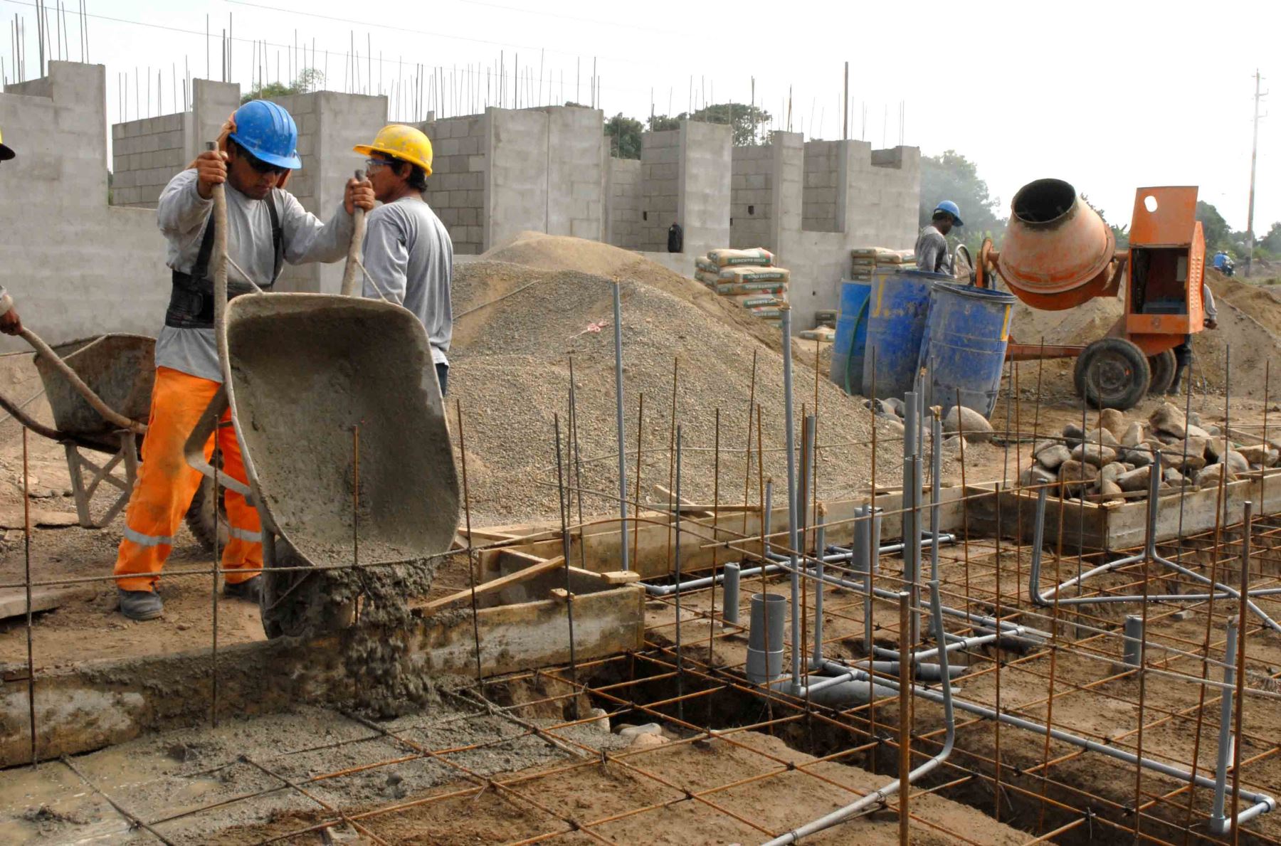 La venta de insumos para la construcción subió de un mes a otro 6,8% 