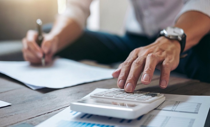 La suba de salarios duplicó a la inflación en mayo