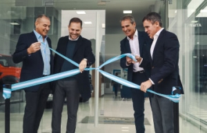 Montironi inauguró oficialmente su nueva agencia en Avenida Perón